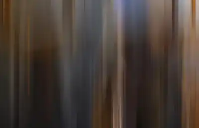 Vertical blur streaked background